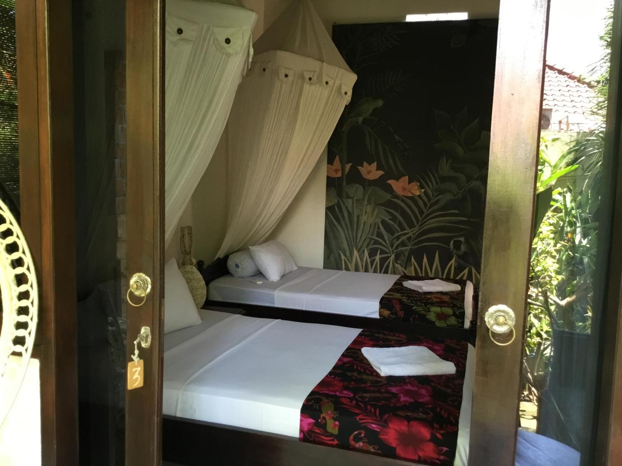 Gili Nyepi Hotel กีลีตราวางัน ภายนอก รูปภาพ