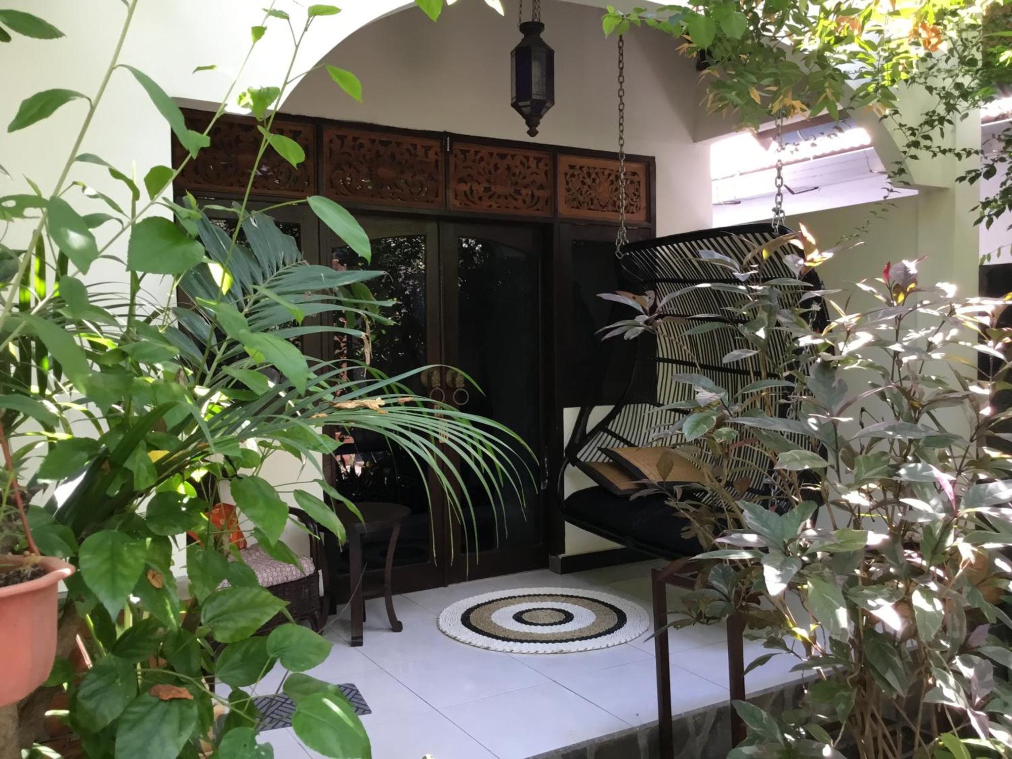 Gili Nyepi Hotel กีลีตราวางัน ภายนอก รูปภาพ