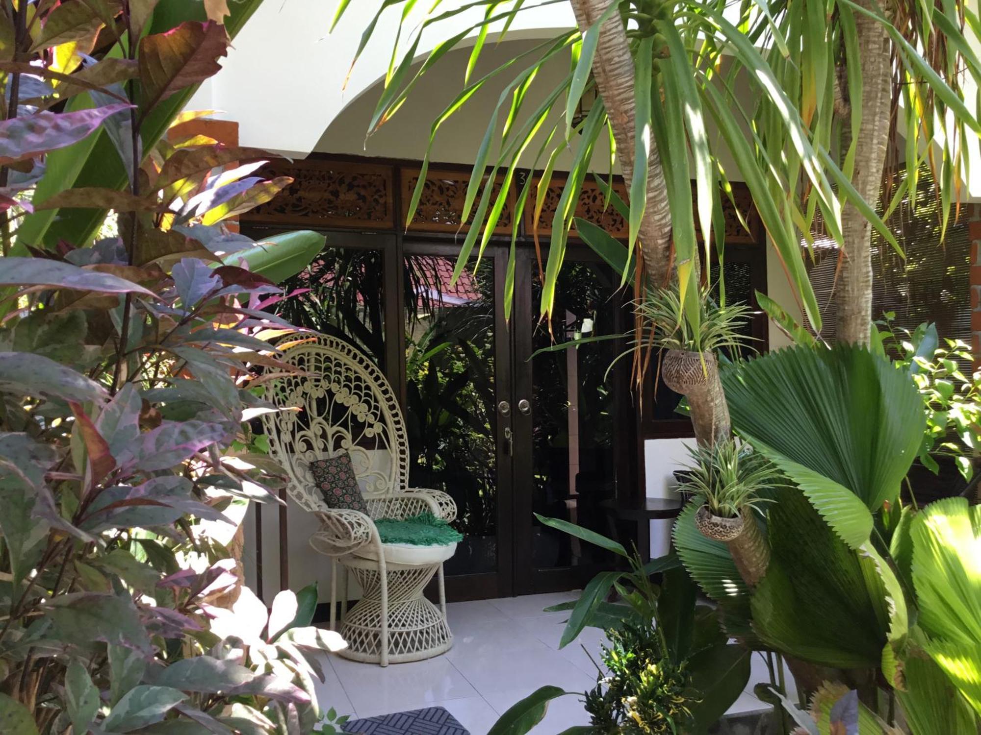 Gili Nyepi Hotel กีลีตราวางัน ภายนอก รูปภาพ
